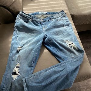 Torrid destructed jeans. Size 18